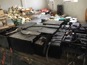 回收某客戶電池現場